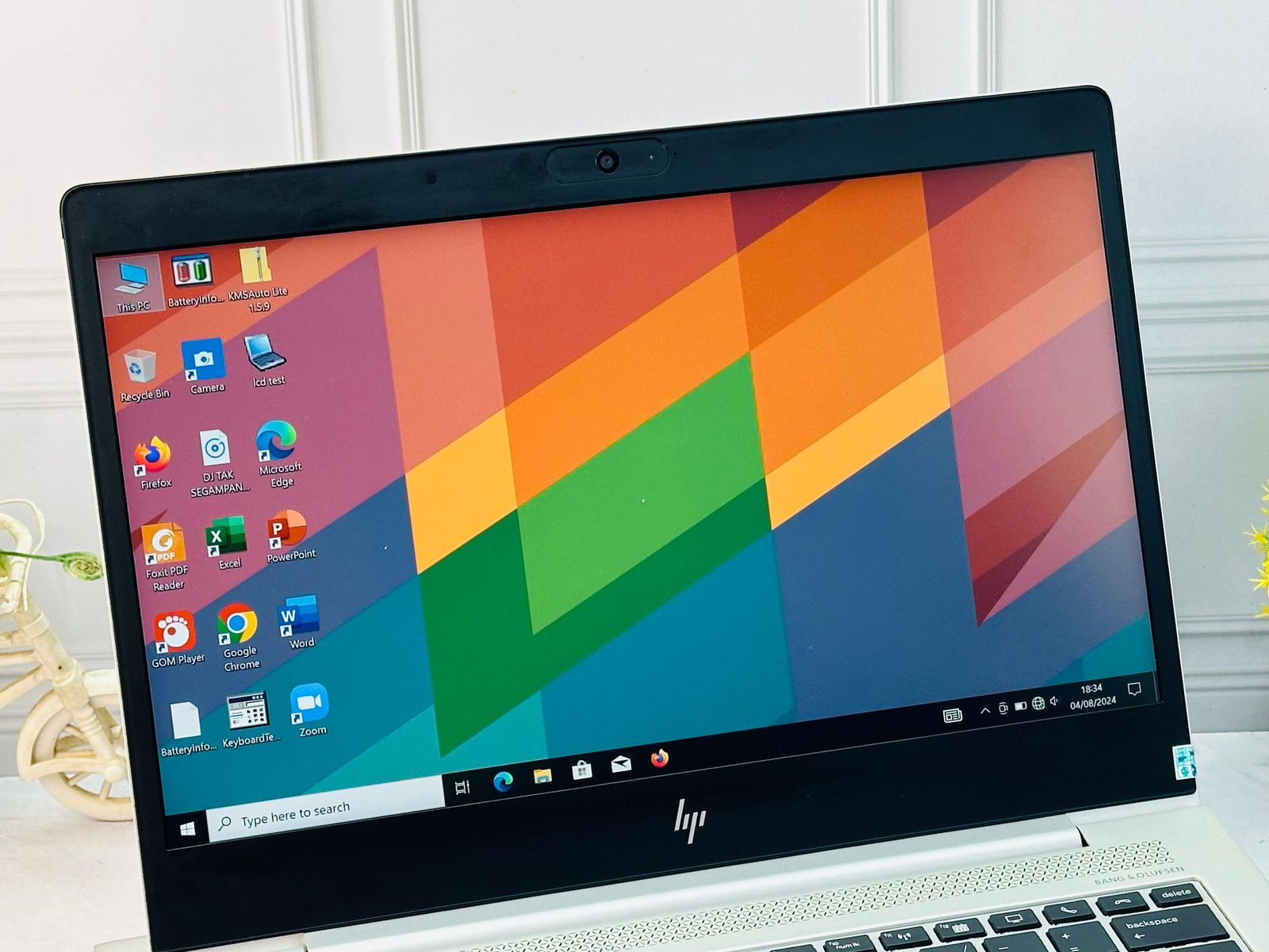 HP ELITEBOOK 830 G5 - Gambar 3